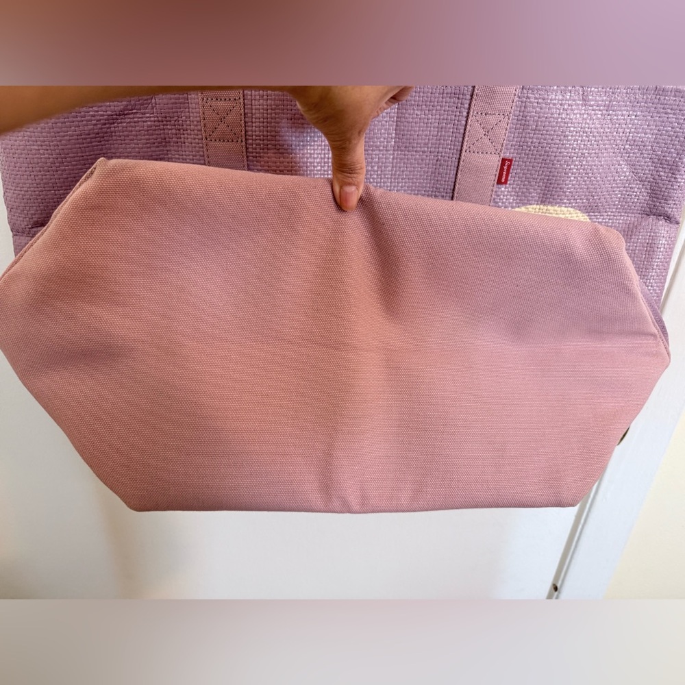 Supreme Raffia Tote - Picture 7 of 8